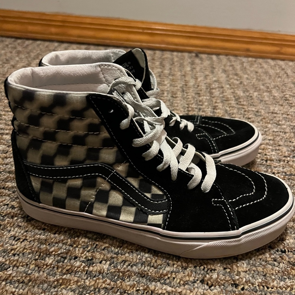 vans checkered sk8-hi